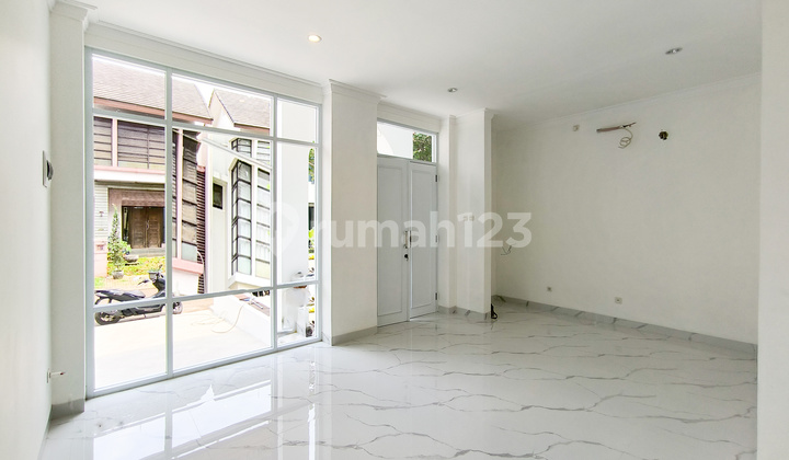 Rumah Baru Classic Modern di Cluster Emerald, Bintaro Jaya Sektor 9 2