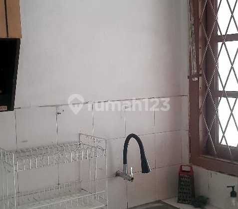 Spacious house 96/58, strategically located in Bintaro Jaya Sector 9. 2