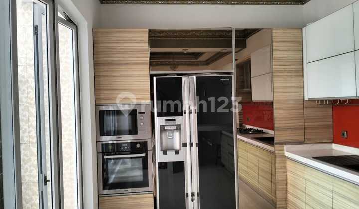 Beautiful and Move-in Ready House in Nusa Loka, BSD City 2