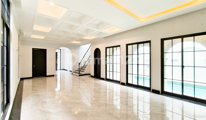 Luxury American Classic Home, Move-In Ready, in Bintaro Jaya Sector 3 2
