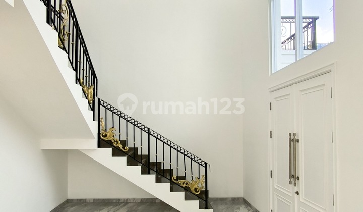 Rumah Mewah, posisi hoek,jalan lebar di Bintaro Jaya 9