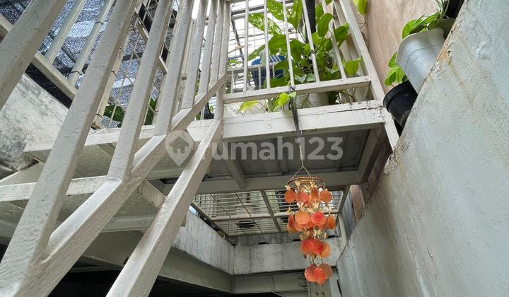 Rumah Bagus di Cluster Valencia Graha Raya Bintaro Jaya 2