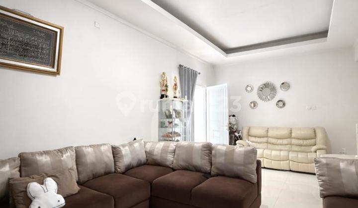 Nice House, 2.5 Floors in Bintaro Jaya 9