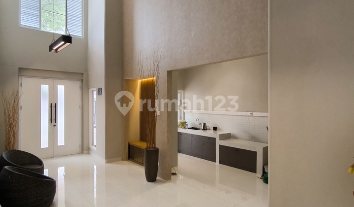 Dijual Rumah Bagus,Bebas Banjir di Mahagoni Park, Graha Raya Bintaro. Dijual Rumah Bagus,Bebas Banjir di Mahagoni Park, Graha Raya Bintaro.