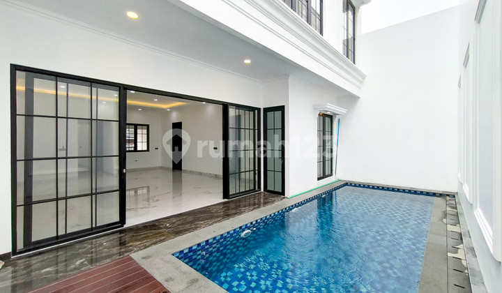 Rumah Mewah, American Classic, Siap Huni di Bintaro Sektor 3