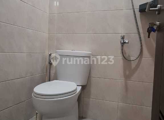 Rumah Mewah,Lokasi Sangat Strategis di Graha Raya Tangerang Selatan 2