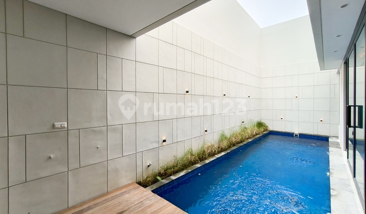Nice House, Swimming Pool in South Jakarta 2