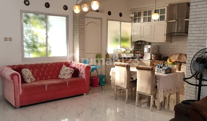 Rumah Bagus di Oriana Permata Sektor 9 1