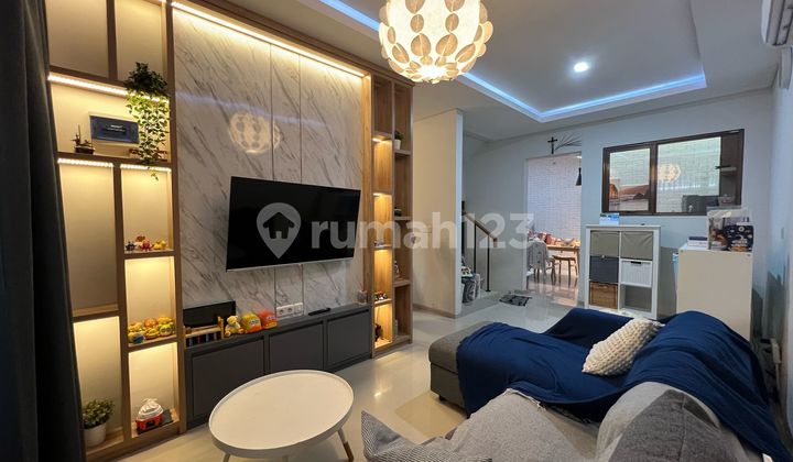 Rumah Bagus, dalam cluster,lingkungan oke di Graha Raya tangsel