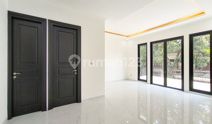 Rumah Bagus Brand New di Kasuari Bintaro Jaya Sektor 9.