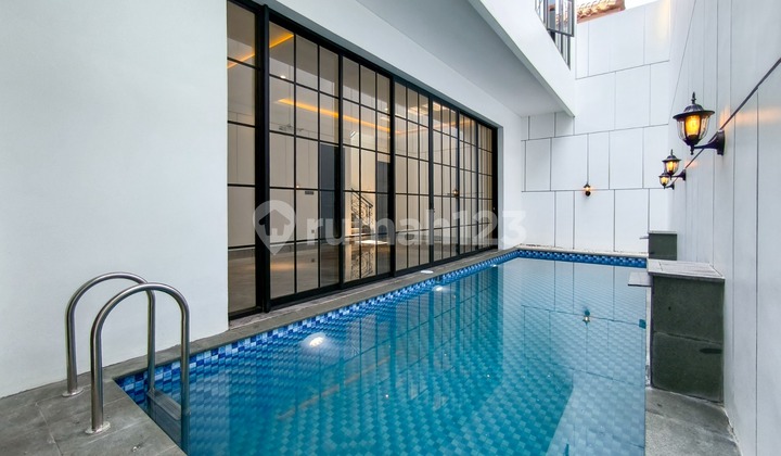 Rumah Baru,Dalam Cluster di Bintaro Jaya 9.