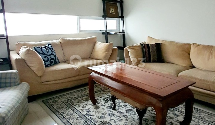 Beautiful House, in a cluster at Bintaro Jaya 9. Beautiful House, in a cluster at Bintaro Jaya 9.