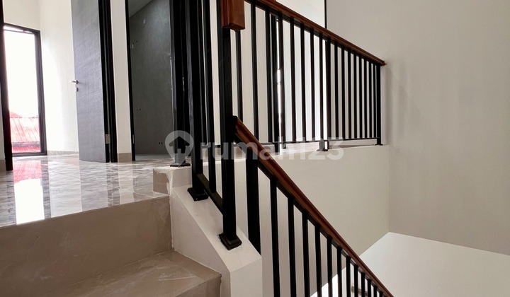 Rumah Baru,Lingkungan Bersih di Bintaro Jaya 9