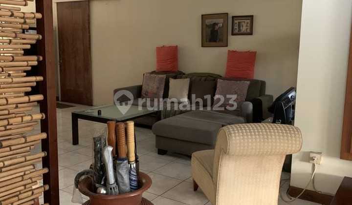 Nice, Safe, Clean House in Bintaro Jaya 3A