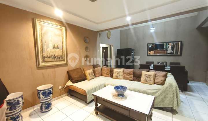 Rumah Bagus,Dekat Kampus Stan di Bintaro 5