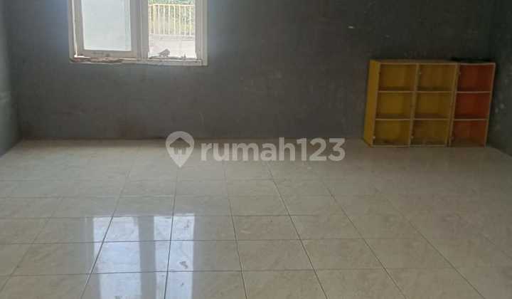 Nice house, clean environment in Bintaro Sector 3A