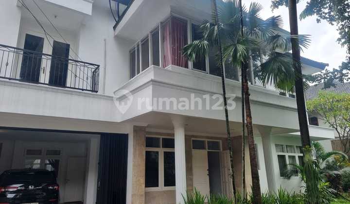 Nice House in Executive Paradise Town House Cilandak South Jakarta