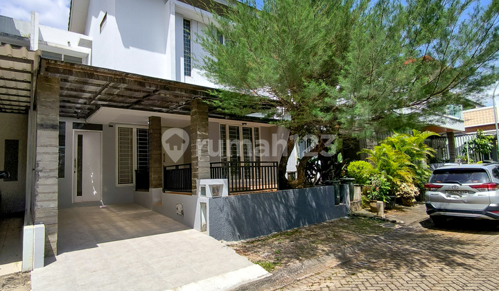 Nice House In Emerald View Bintaro Jaya Sector 9