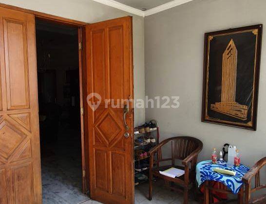 For Sale Rumah Pinggir Jalan di Kebayoran Baru Siap Huni, Jaksel 2