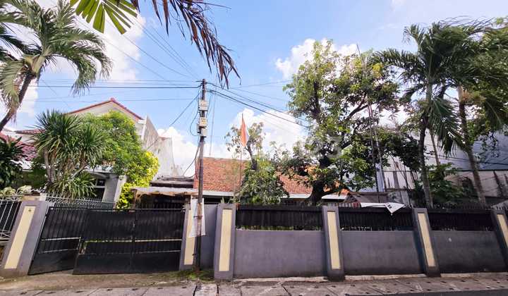 Rumah Bagus Di Jl Kebun Besar Cilandak Jakarta Selatan