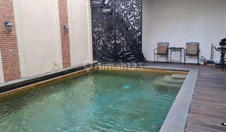 Dijual Rumah Mewah Dengan Pool Lokasi Di Senayan Bintaro 1