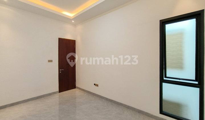 Rumah Bagus Di Graha Raya Bintaro Tangerang Selatan 2