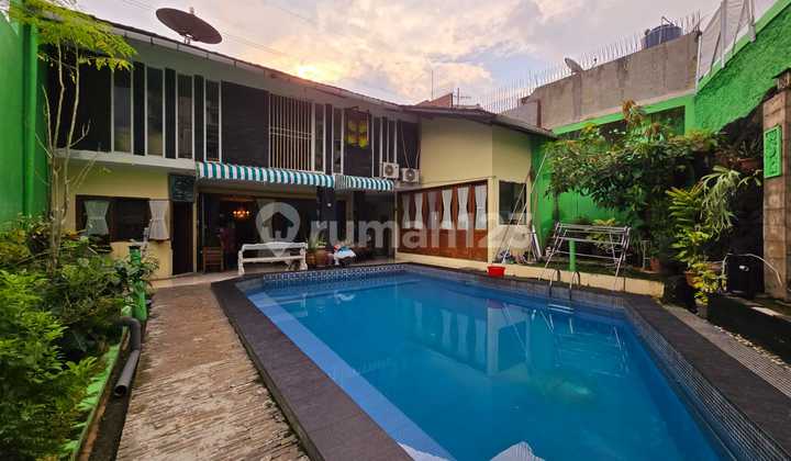 Rumah Dengan Pool Best deal di Bintaro Jaya Sektor 3