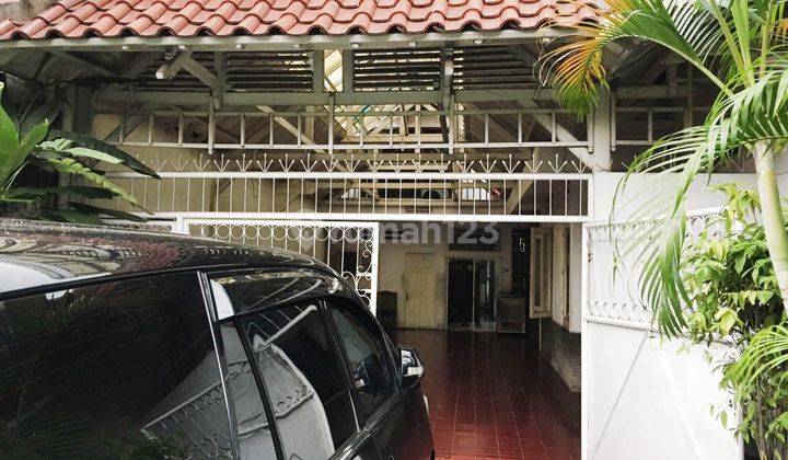 Jual Rumah Bagus Pinggir Jalan Sumenep, Menteng, Jakpus 1