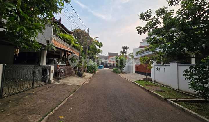 Nice Affordable House in Bintaro Melati Bintaro South Jakarta 2