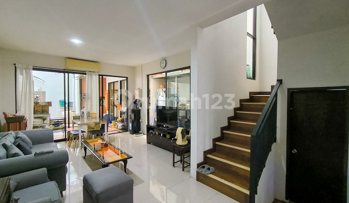 Dijual Rumah Cantik Siap Huni di Bintaro Jaya 9