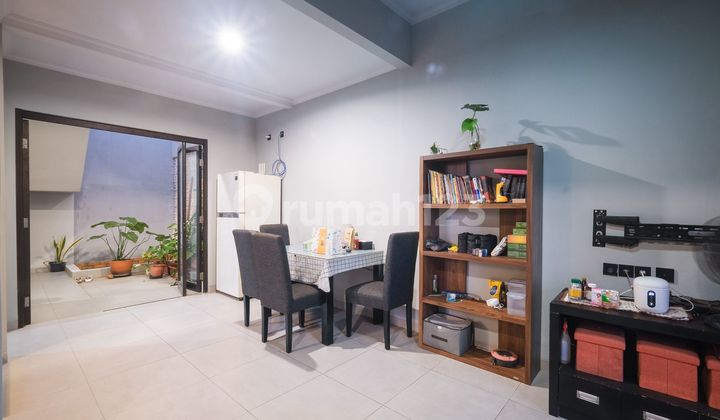 Jual Rumah Neo Eldora Bagus Modern, di Graha Raya Jual Rumah Neo Eldora Bagus Modern, di Graha Raya