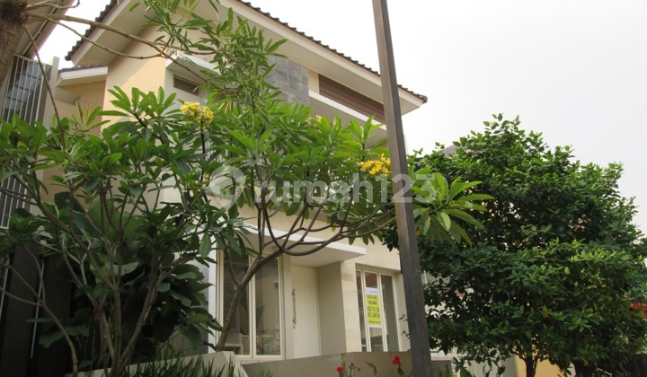 Nice 2 ½ Story House in Kebayoran Residence Bintaro Jaya Sector 7 2