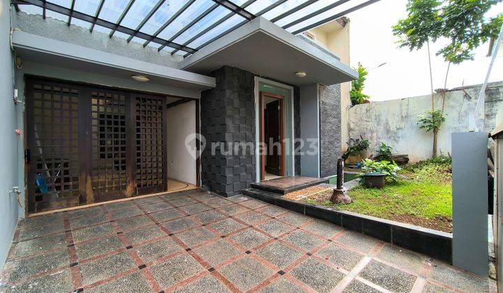 Dijual Rumah Siap Huni Posisi Hoek di Senayan Bintaro 9 2