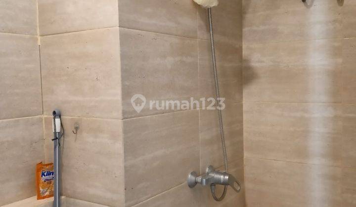 Apartement Spring Wood Alam Sutera , Tangerang  3