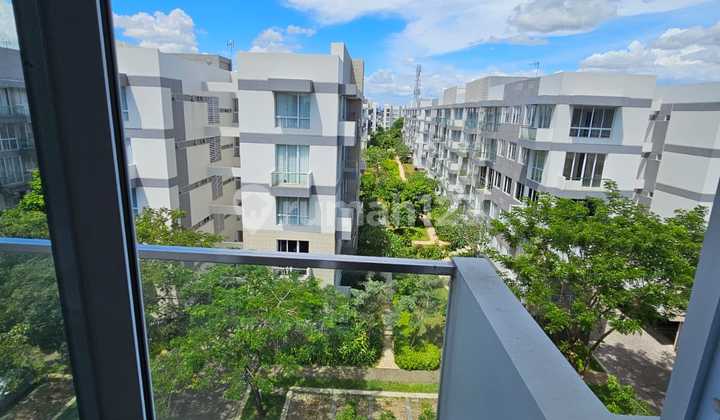 Condovilas Rainbow Spring,gading Serpong,view Danau  5