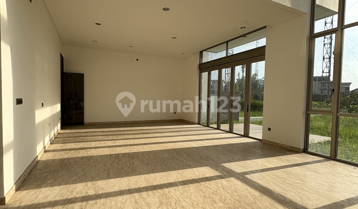 Rumah Mewah Cluster Mozart View Golf Depan Belakang Di Golf Island  2