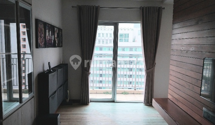 2 Beds, Island Kitchen, Great View 2