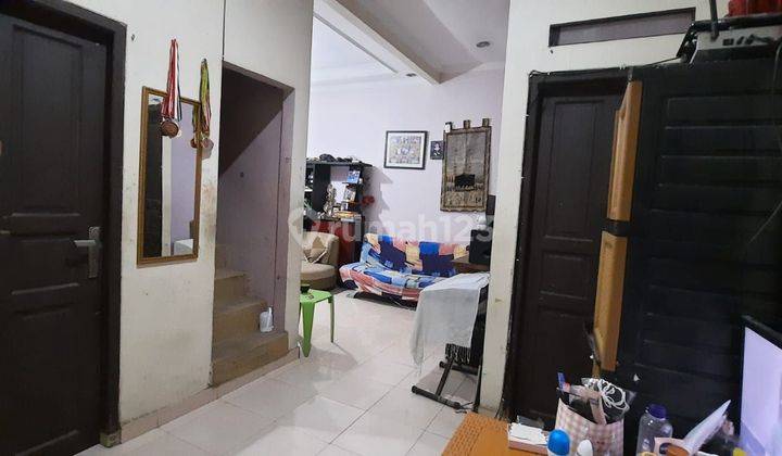 Rumah Terawat Di Cijantung, Jakarta Timur 2