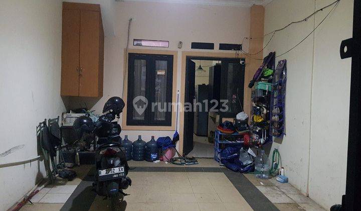 Rumah Terawat Di Cijantung, Jakarta Timur 2