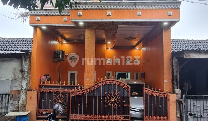 Rumah Asri 2 Lantai Dalam Perum Vila Indah Perwira Bekasi