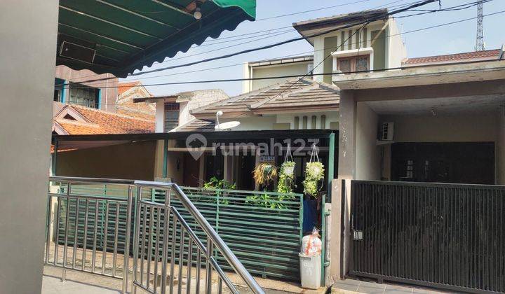 Rumah 2 Lt Dalam Perumahan Di Pondok Pucung, Pondok Aren 2