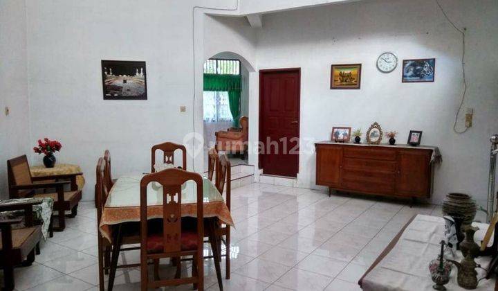 5126ef Rumah 2 Lantai SHM Medan Baru Medan Sumatera Utara 2