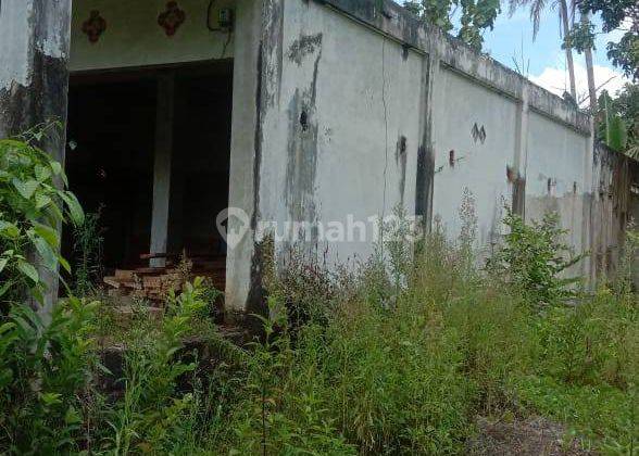 5187ef Rumah 2 Lantai di Tongkuno, Muna, Sulawesi Tenggara 3