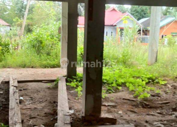 5187ef Rumah 2 Lantai di Tongkuno, Muna, Sulawesi Tenggara 4