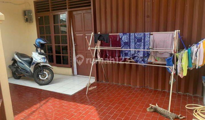 5219ef Rumah SHM 2 Lantai di Gambir, Jakarta Pusat  2