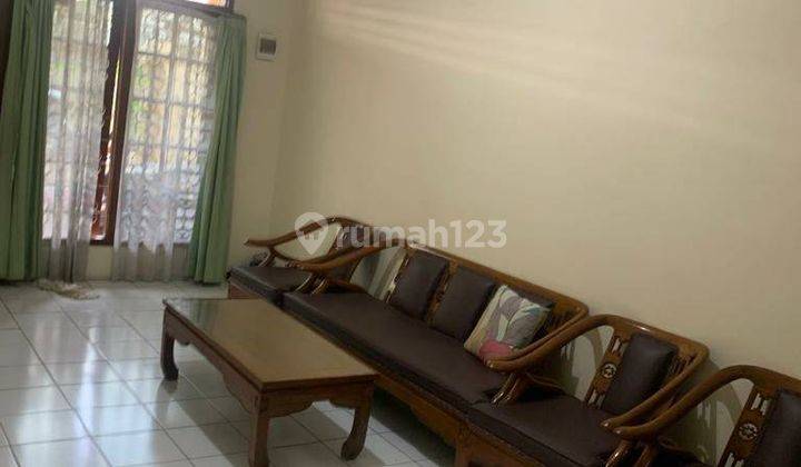 5219ef Rumah SHM 2 Lantai di Gambir, Jakarta Pusat  4