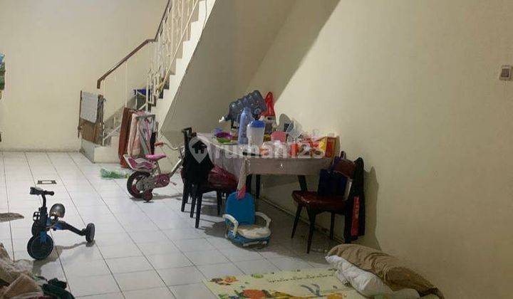5219ef Rumah SHM 2 Lantai di Gambir, Jakarta Pusat  5