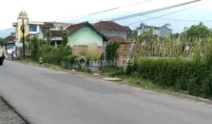 5276ef Tanah di Cilawu, Garut, Jawa Barat SHM 9.800 m² 2