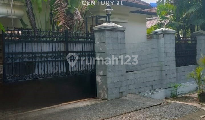 Dijual Rumah Mewah Lokasi Strategis Siap Huni Di Kemang Dijual Rumah Mewah Lokasi Strategis Siap Huni Di Kemang