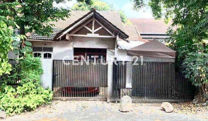 Rumah Strategis Pinggir Jalan Raya Cocok Untuk Usaha Di Veteran 1